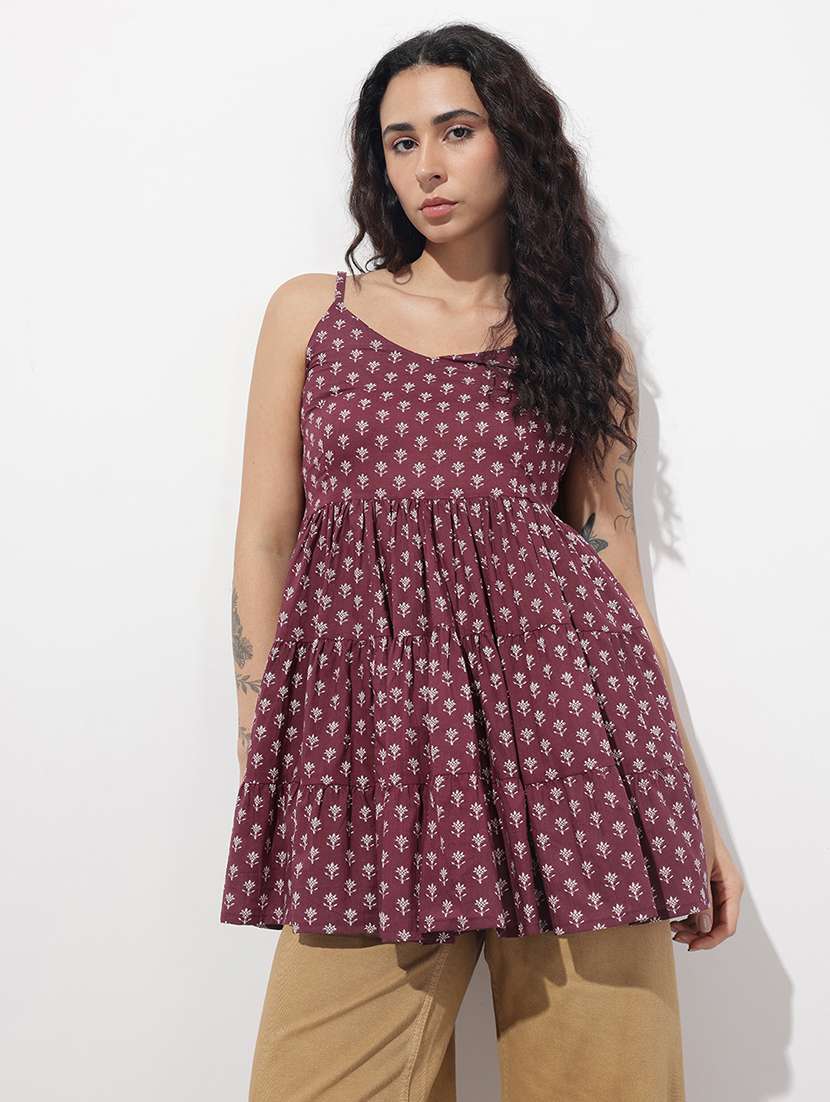 women printed shoulder strap flared kurti