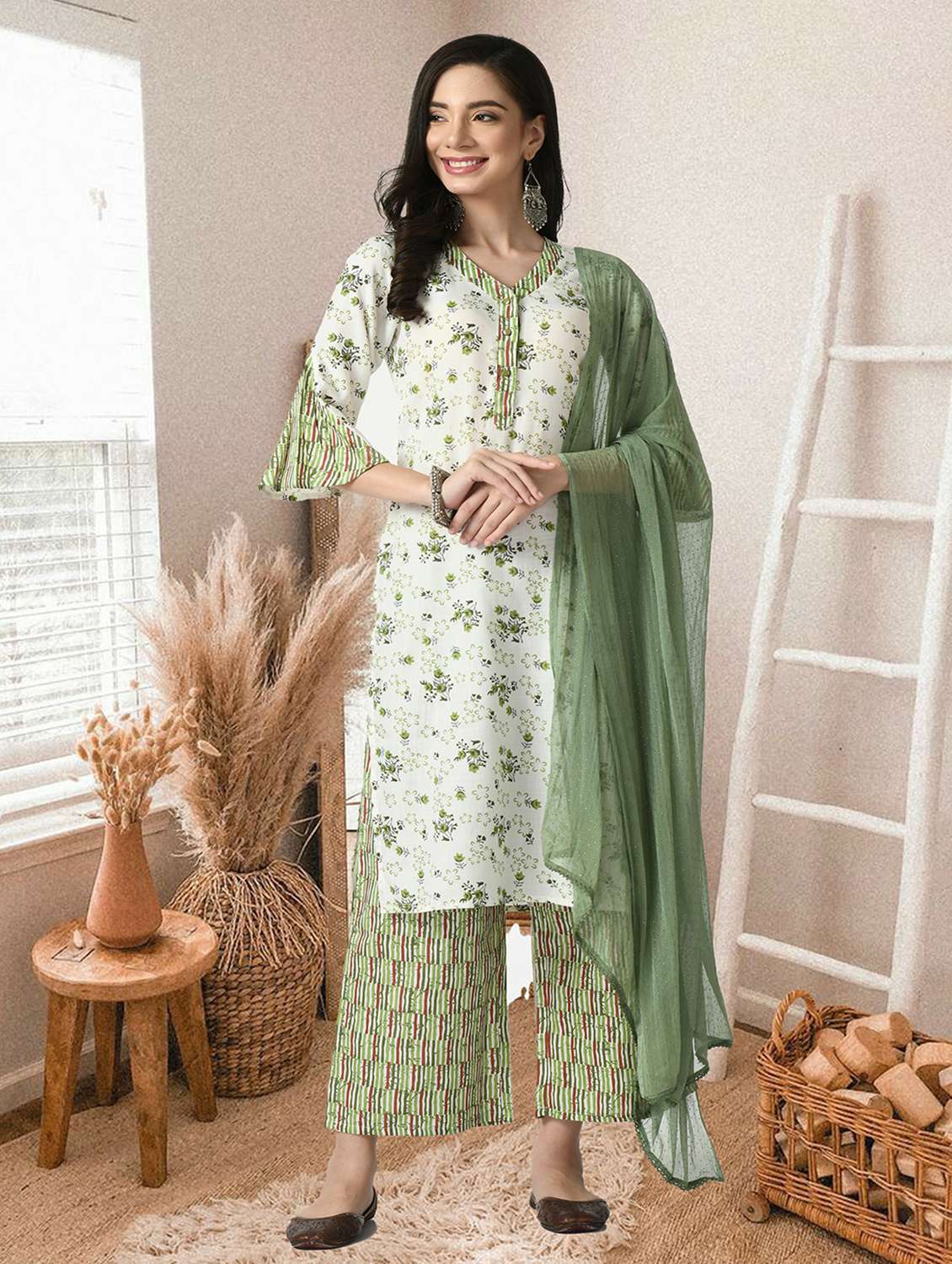 women floral three quarter sleeve kurta palazzo with dupatta set