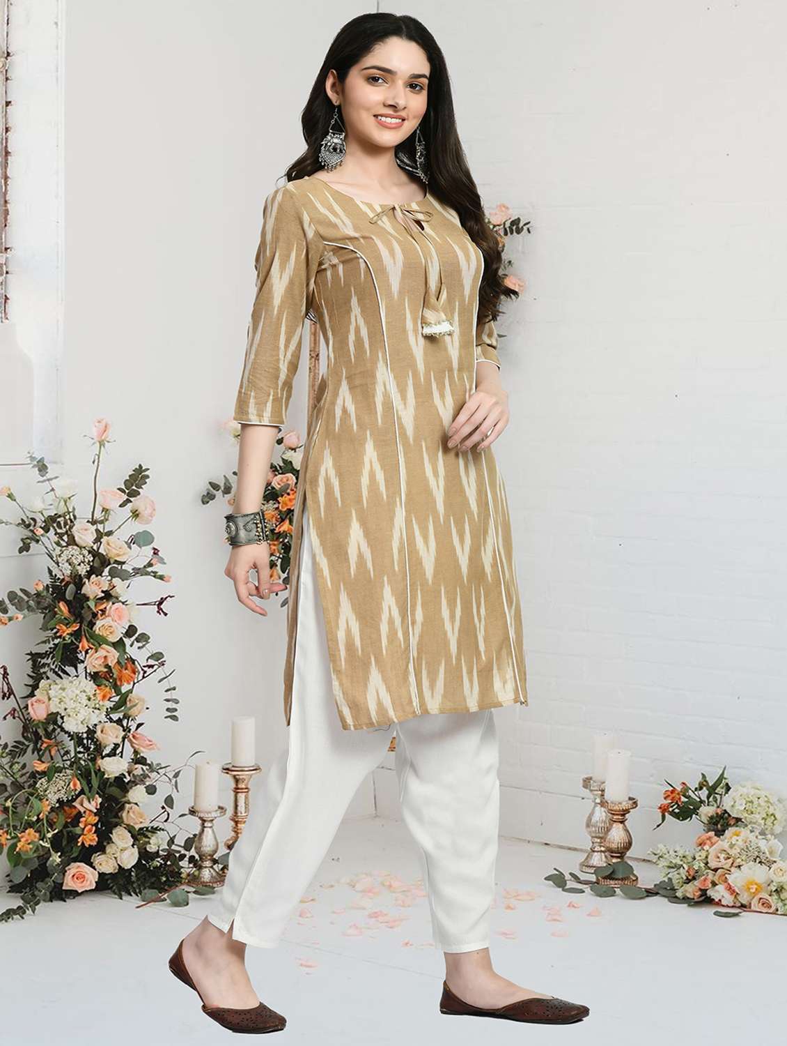 women printed three quarter sleeve kurta pant set - 22404311 -  Standard Image - 3