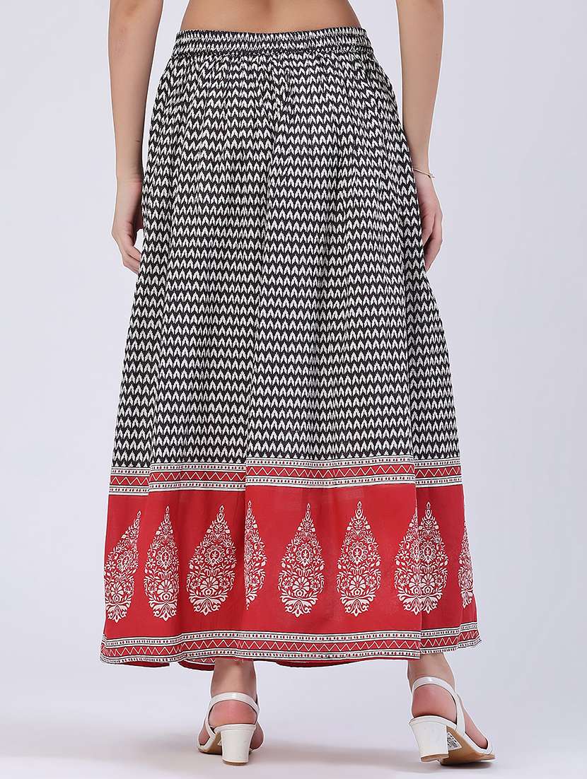 Women Printed Mid Rise Flared Skirt - 22404415 -  Standard Image - 3