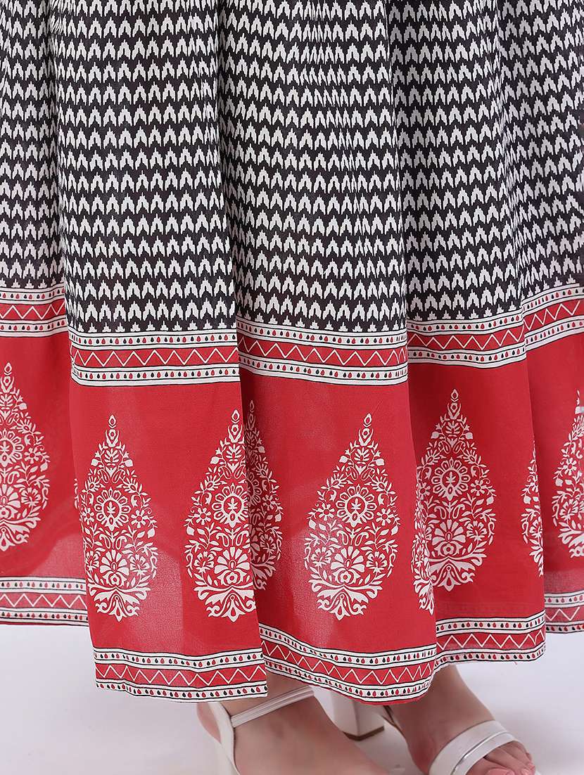 Women Printed Mid Rise Flared Skirt - 22404415 -  Standard Image - 5