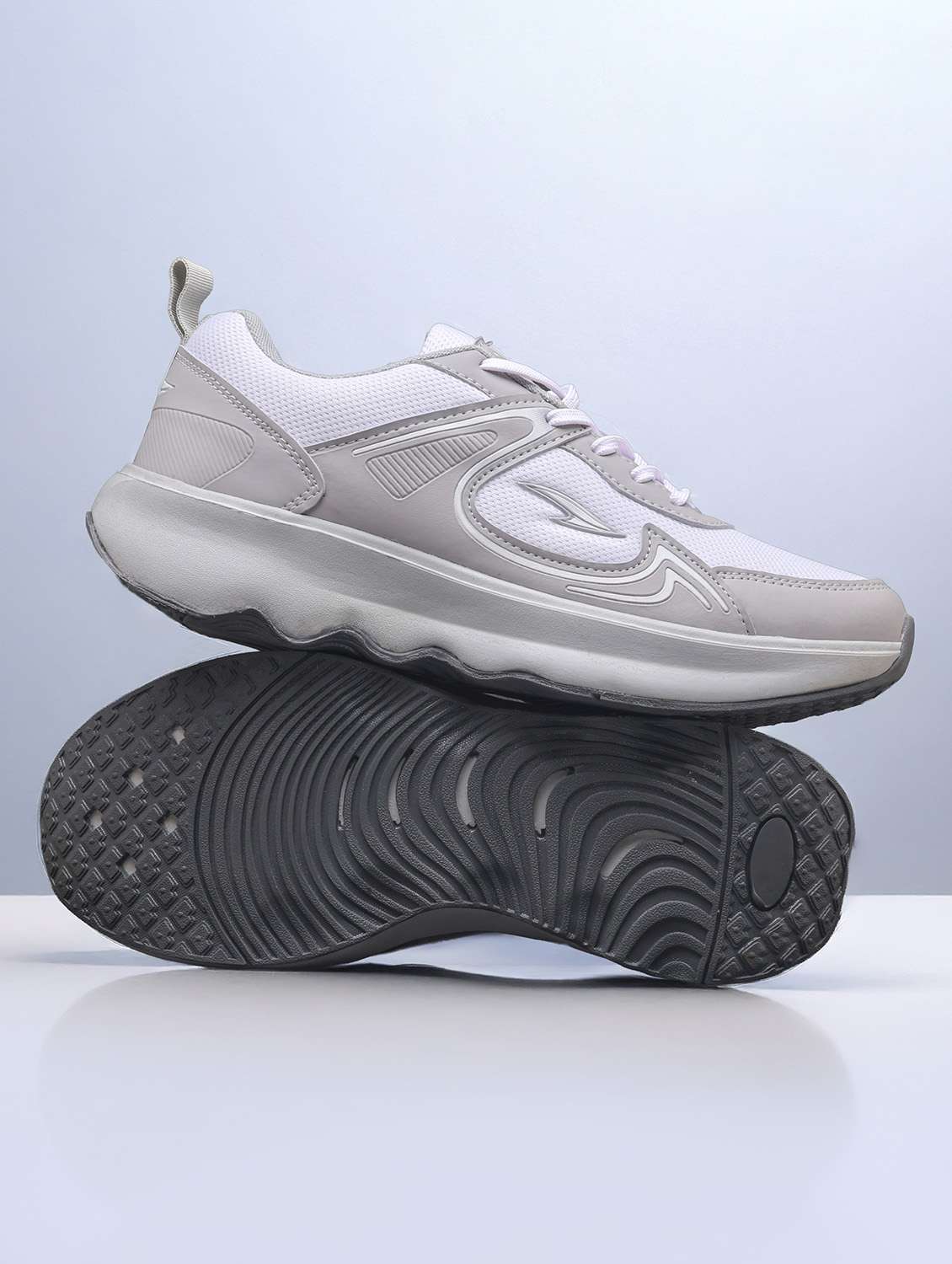 men grey lace up sport shoe