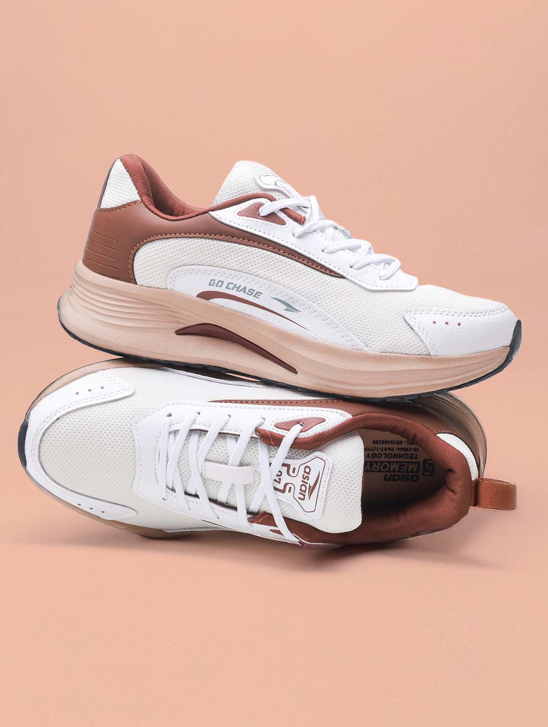 men off white lace up sport shoe