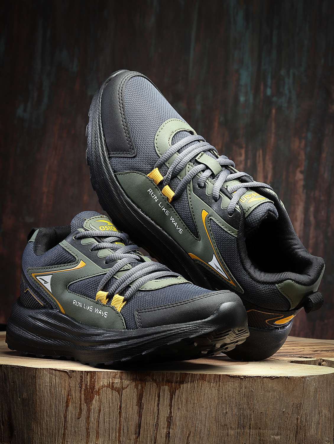 men olive lace up sport shoe