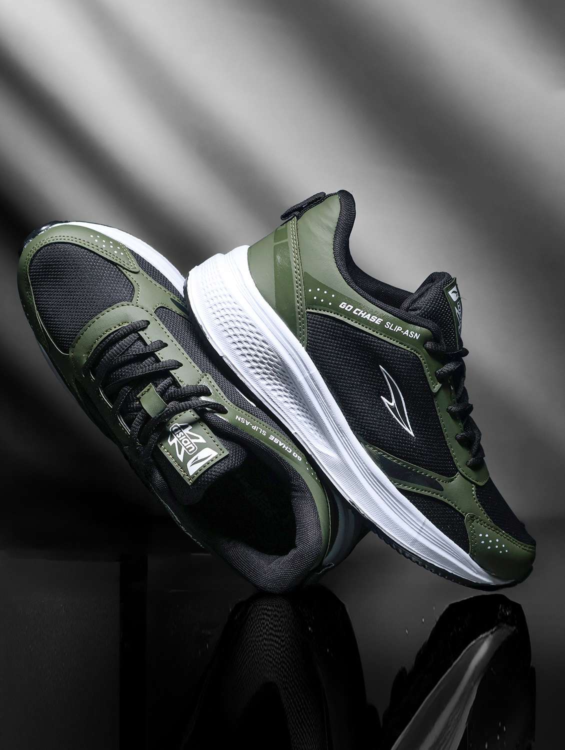 men olive lace up sport shoe