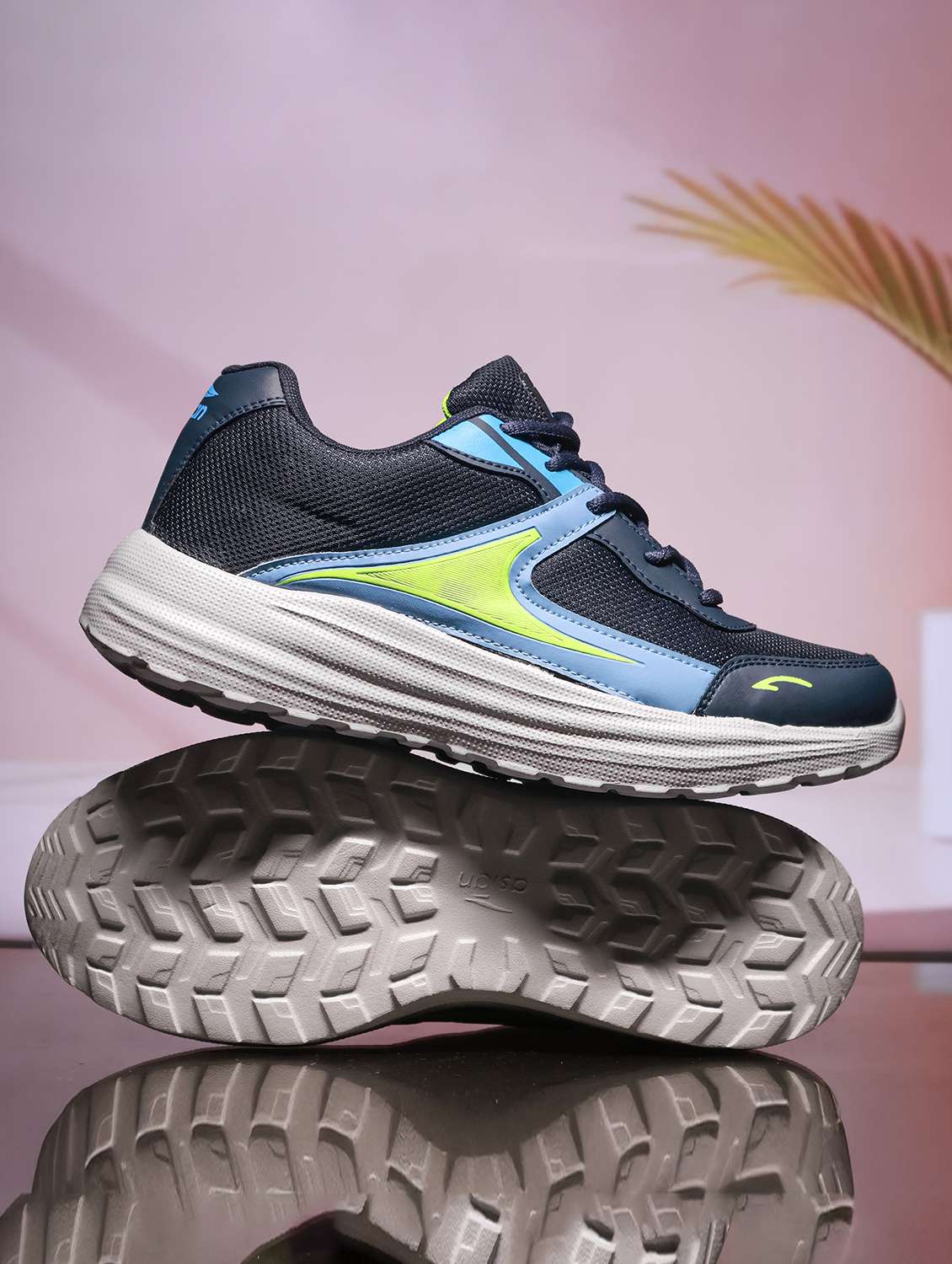 men navy blue lace up sport shoe