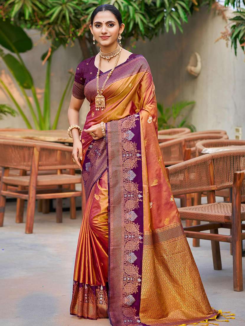 women self design banarasi saree with blouse