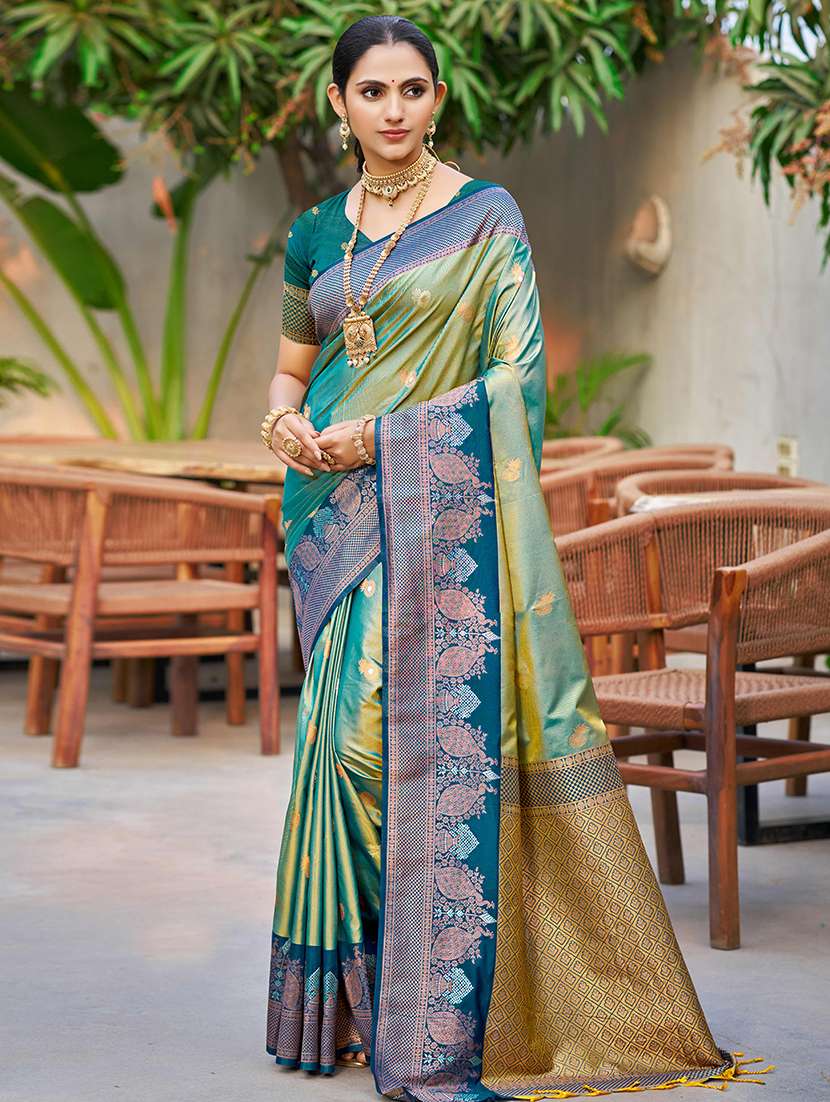 women self design banarasi saree with blouse