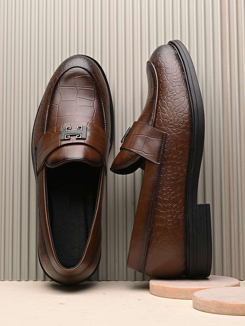 men brown slip on loafer