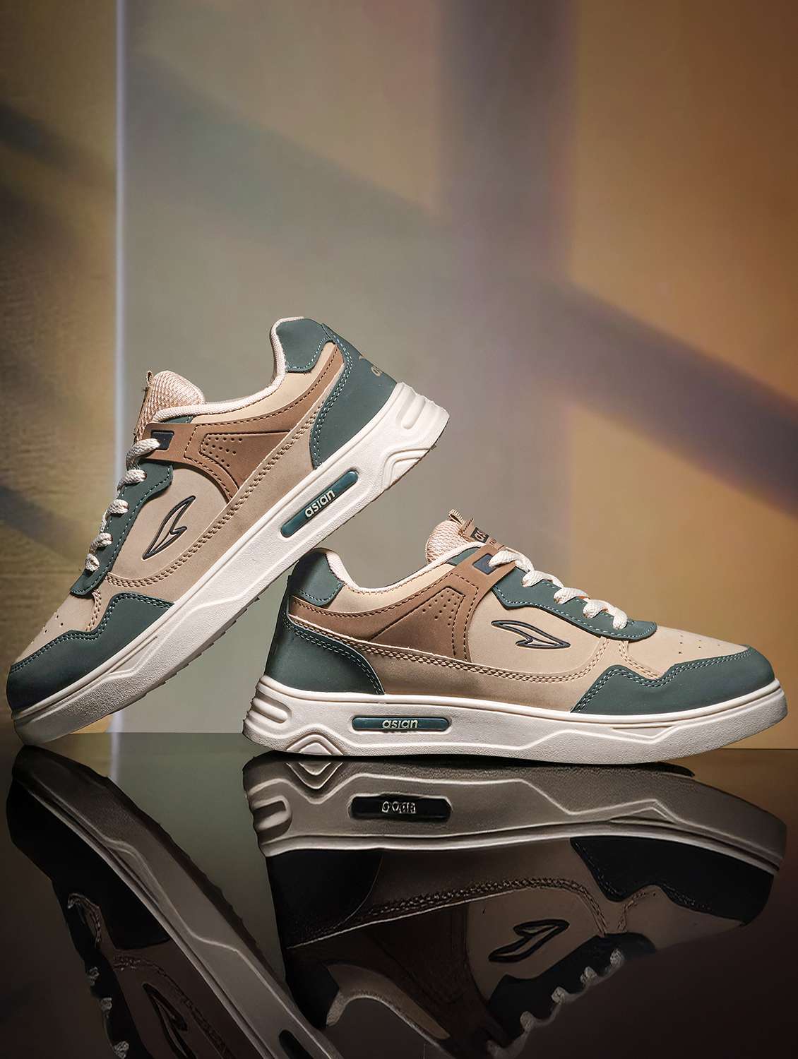 men color block lace up sneaker