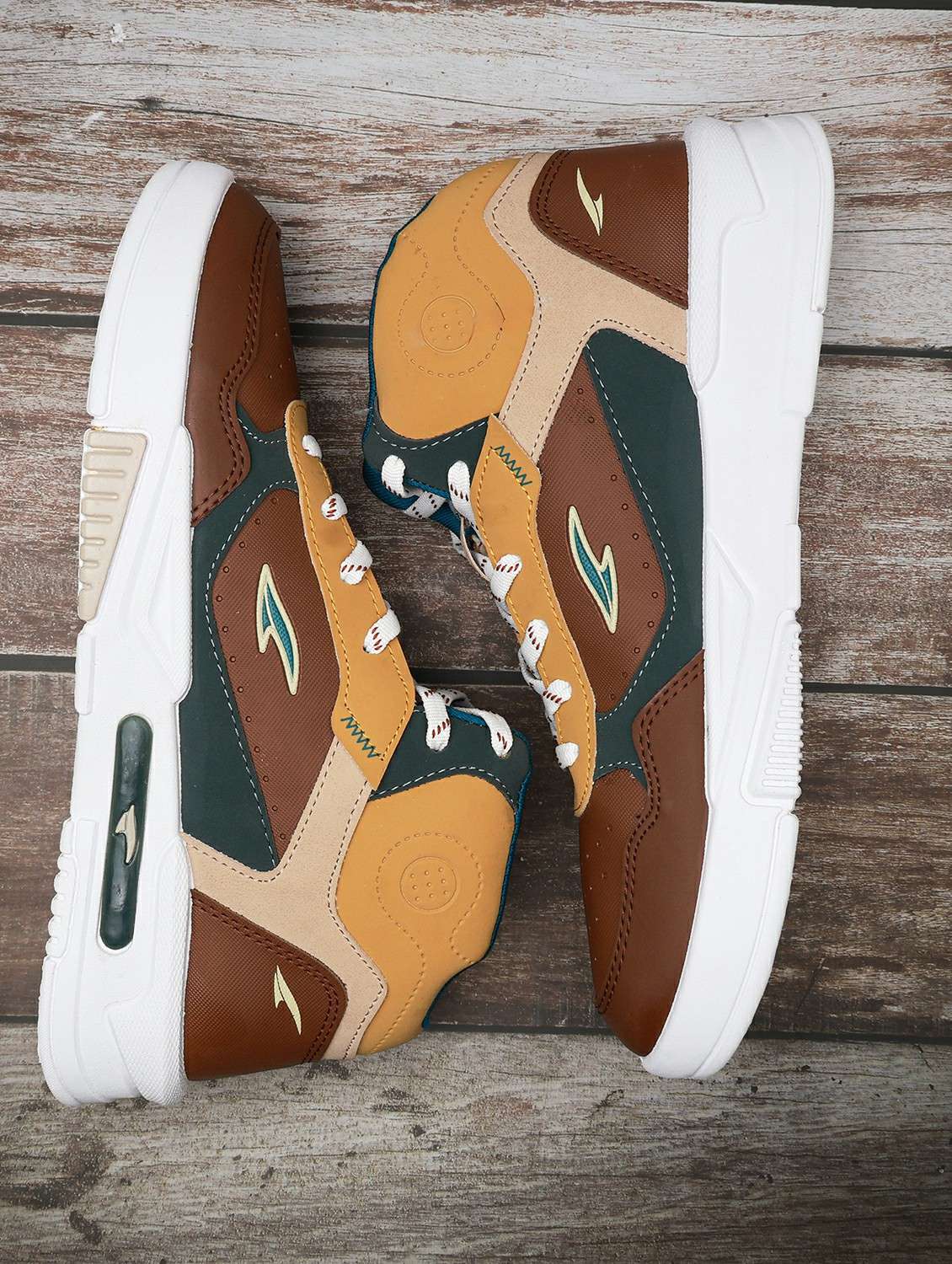 men color block lace up sneaker