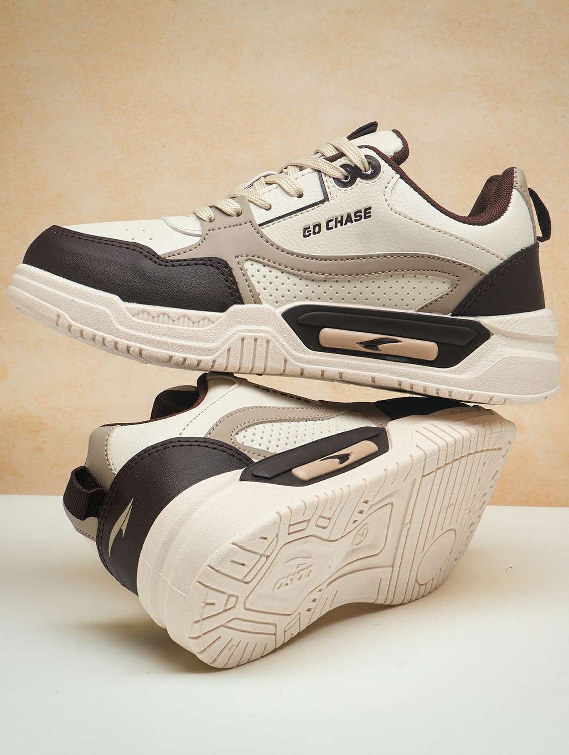 men color block lace up sneaker