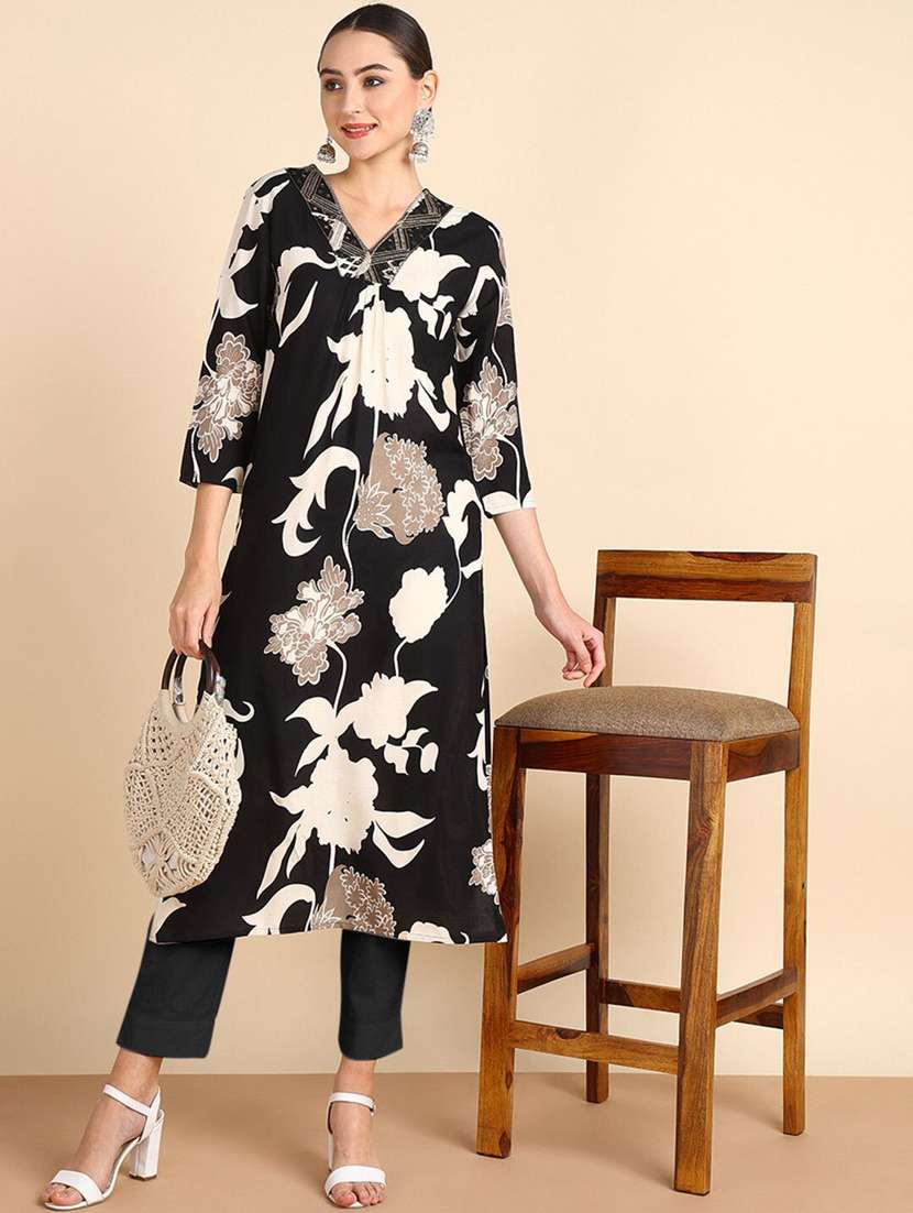 women floral three quarter sleeve a-line kurta 
