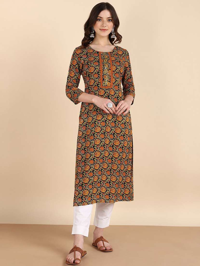 women floral printed three quarter sleeve straight kurta