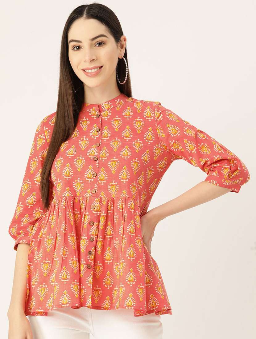 women printed three quarter sleeve flared top