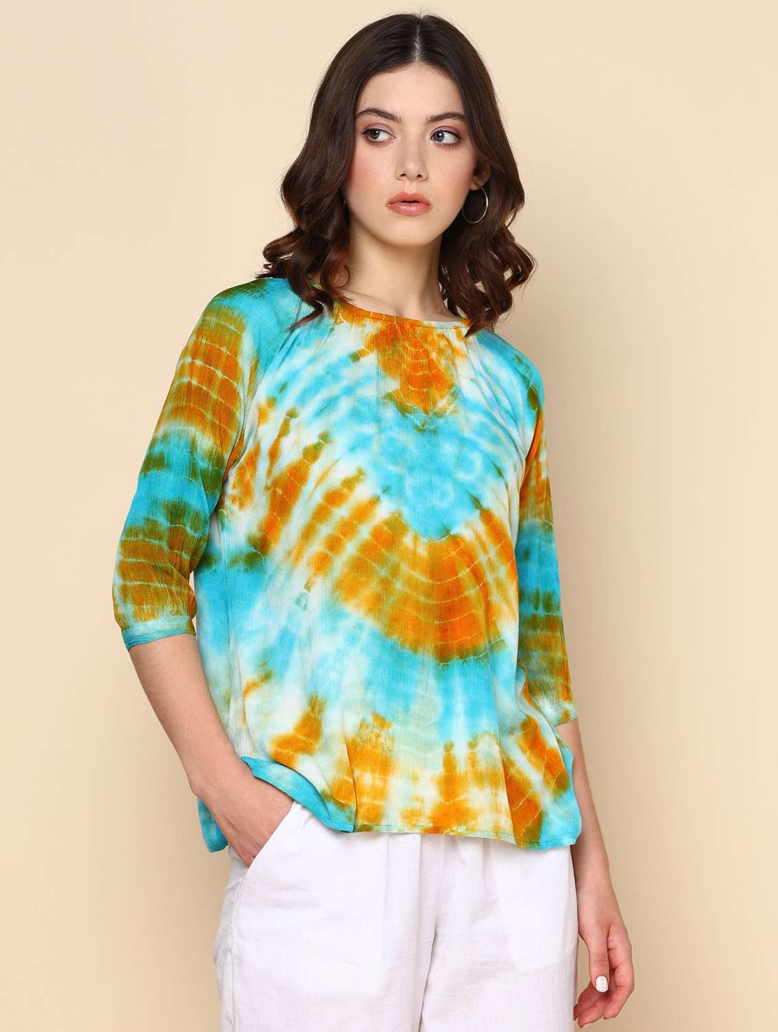 women tie and dyed three quarter sleeve regular top