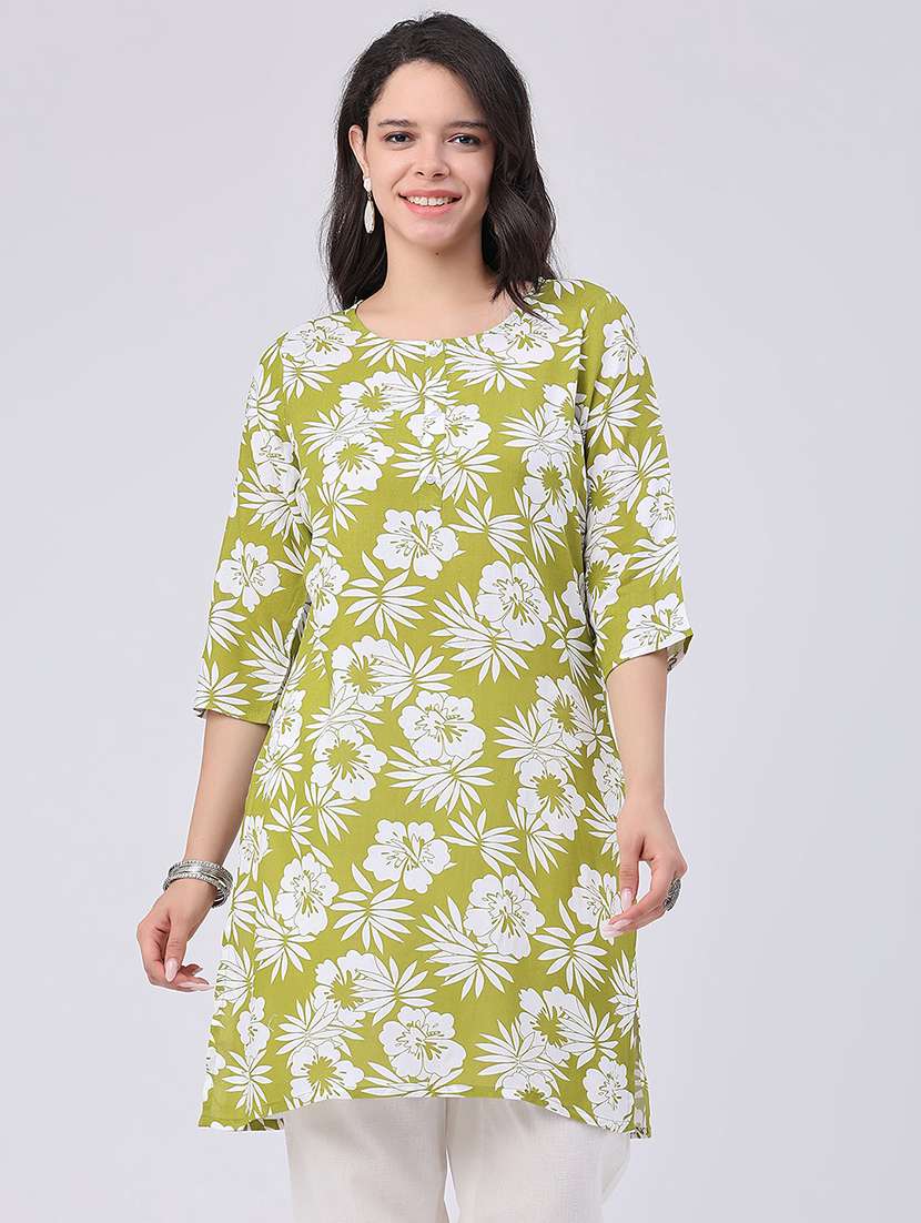 women floral three quarter sleeve straight kurta