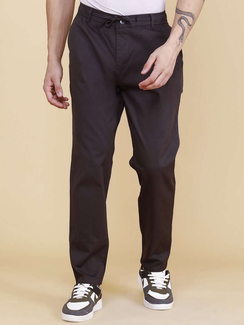men solid mid rise chinos casual trouser