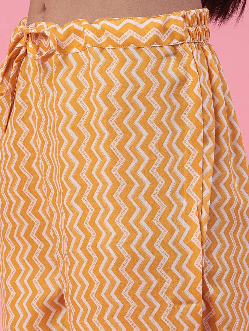 mustard cotton kurta pant  set - 22407978 -  Standard Image - 5