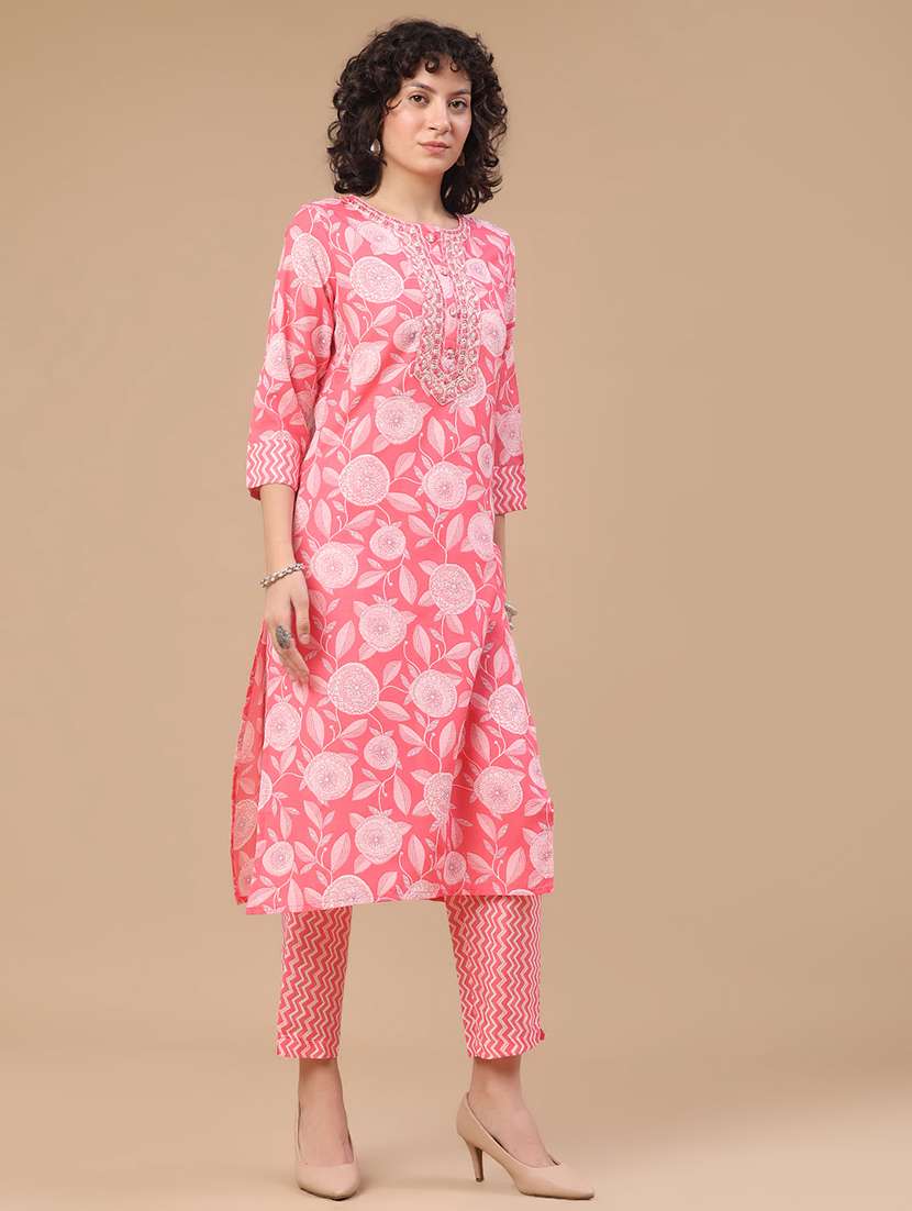 women printed three quarter sleeve kurta pant with dupatta set - 22407979 -  Standard Image - 3