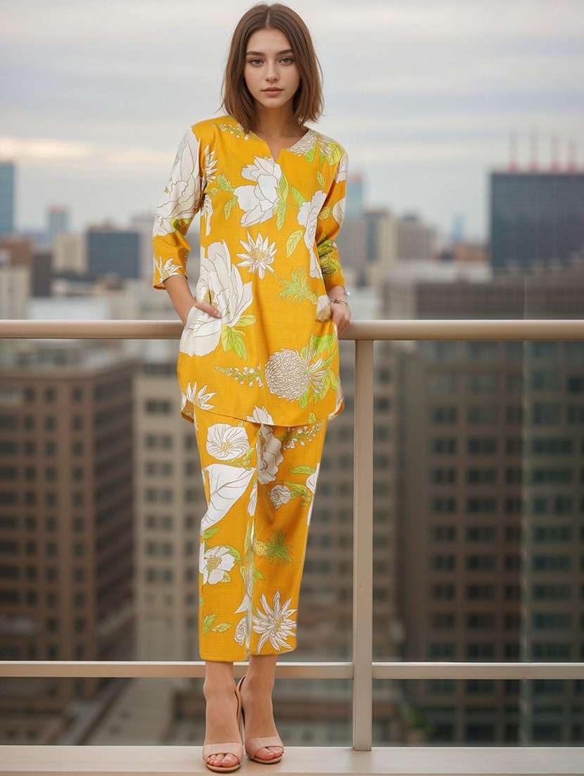 women printed three quarter sleeve ethnic co-ord set