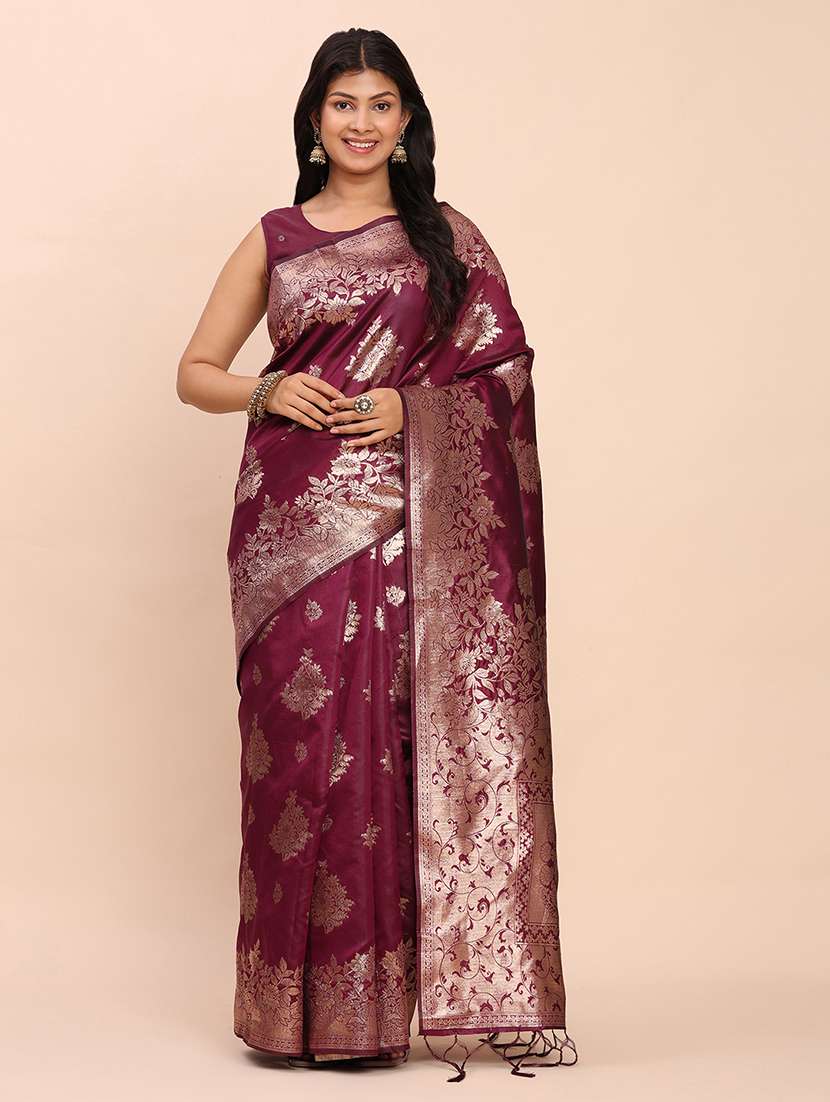 women self design banarasi saree with blouse