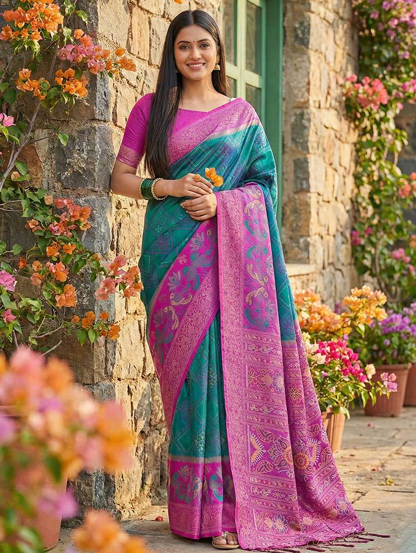 women self design pochampalli saree with blouse