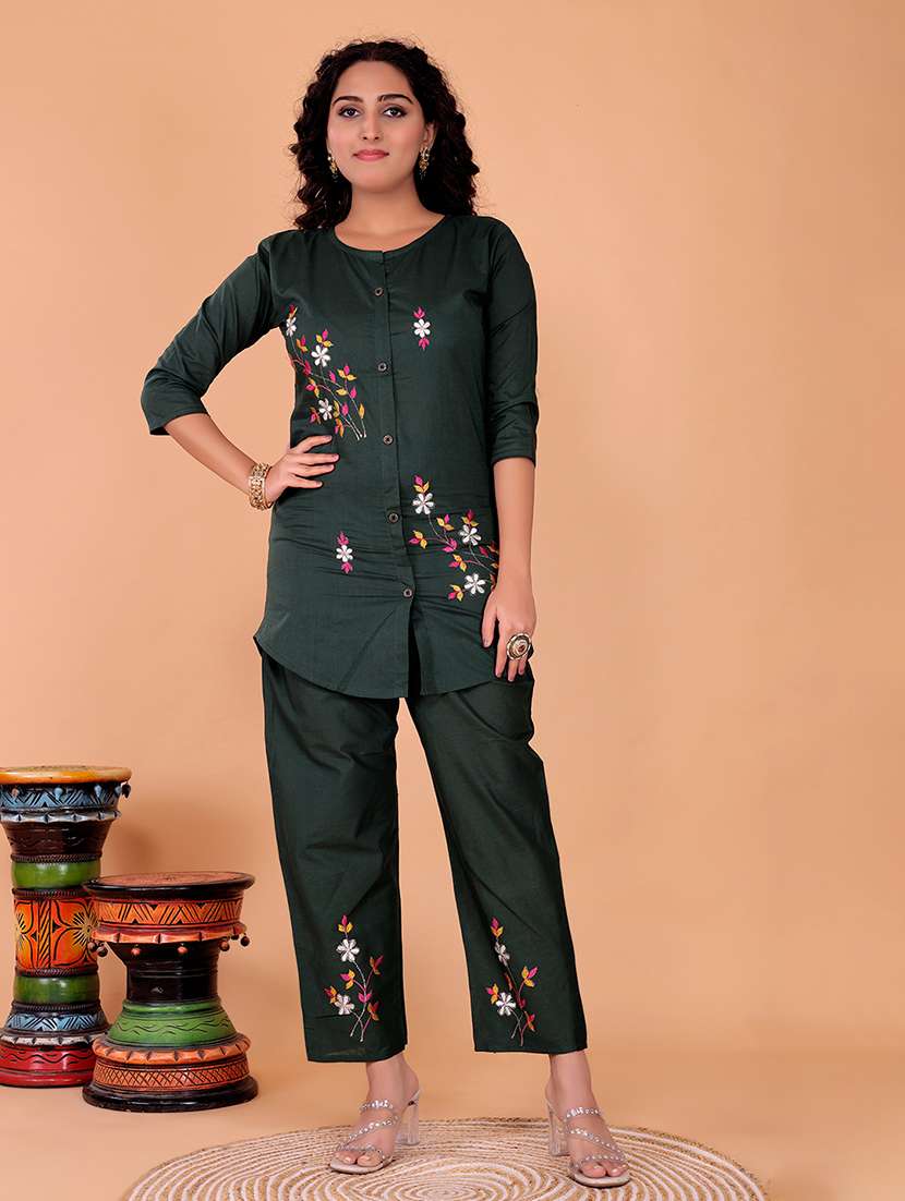 women solid with work three quarter sleeve ethnic co-ord set