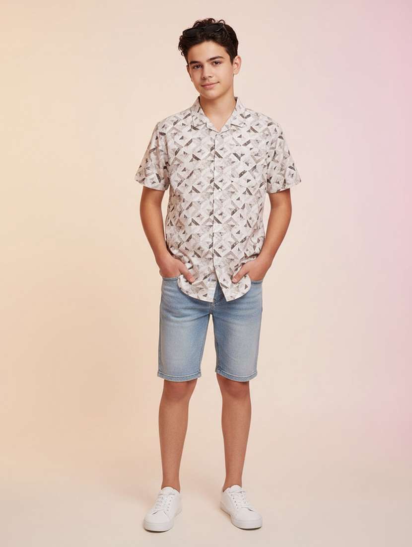 boys printed collared regular shirt