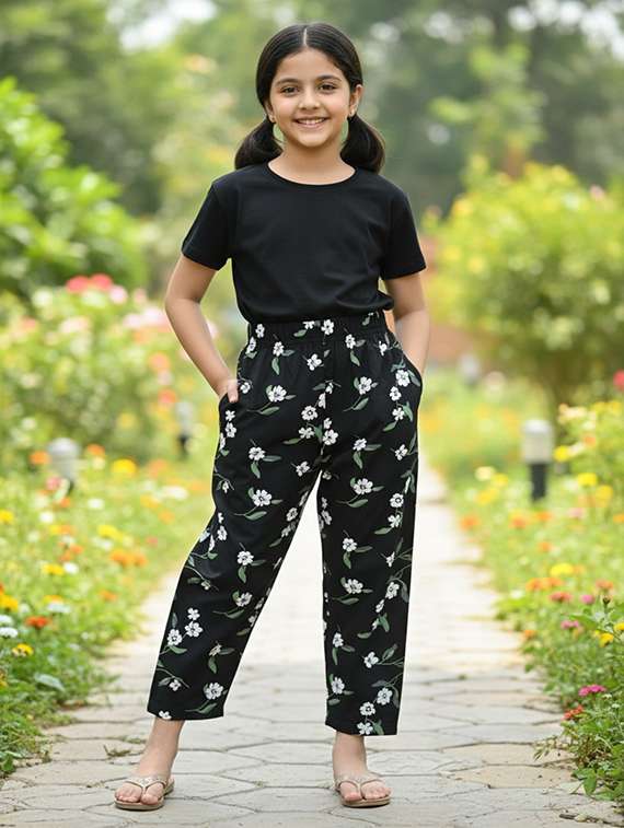 girls printed mid rise casual trouser
