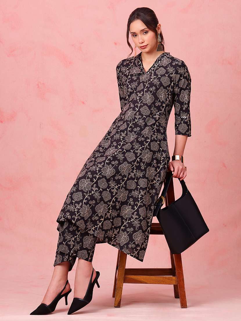 women floral three quarter sleeve kurta palazzo set