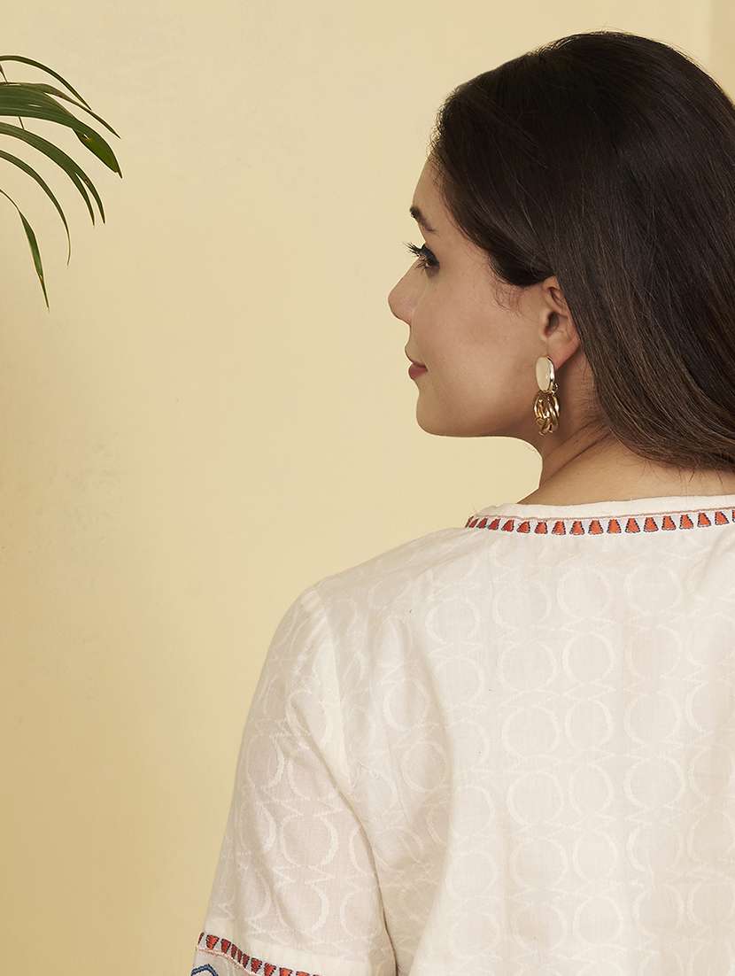 women geometric long sleeve ethnic top - 22412614 -  Standard Image - 5