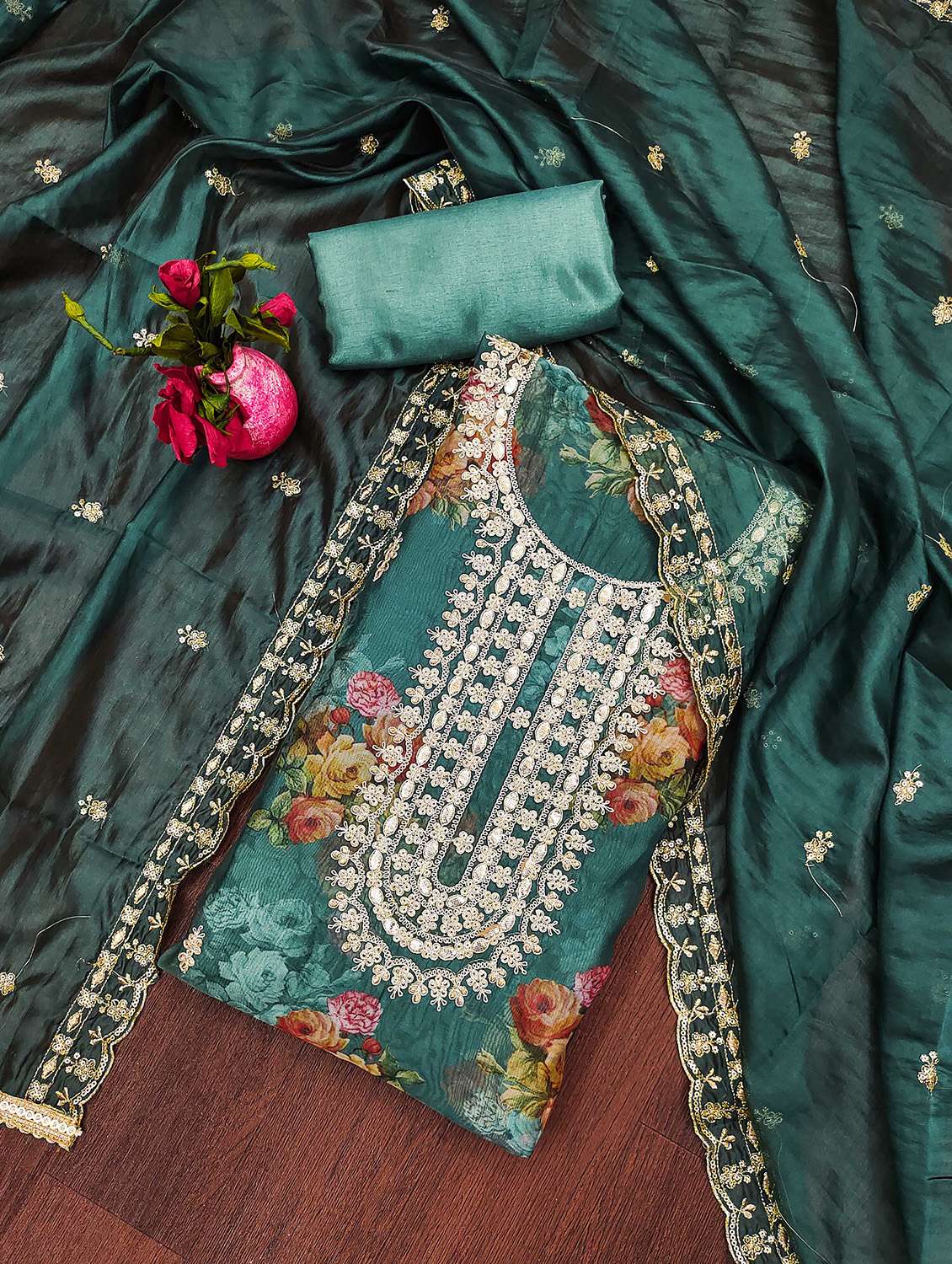 women floral printed unstitched suit set