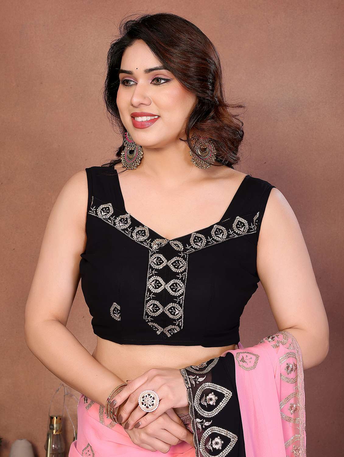 women ombre embroidered saree with blouse - 22416306 -  Standard Image - 5