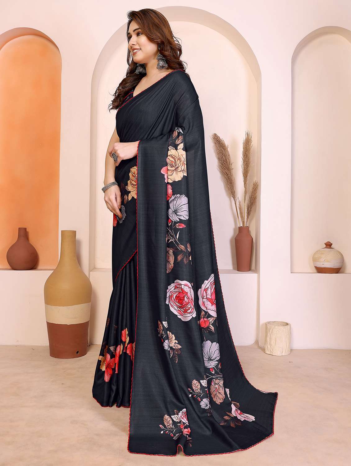women floral printed saree with blouse - 22417285 -  Standard Image - 3