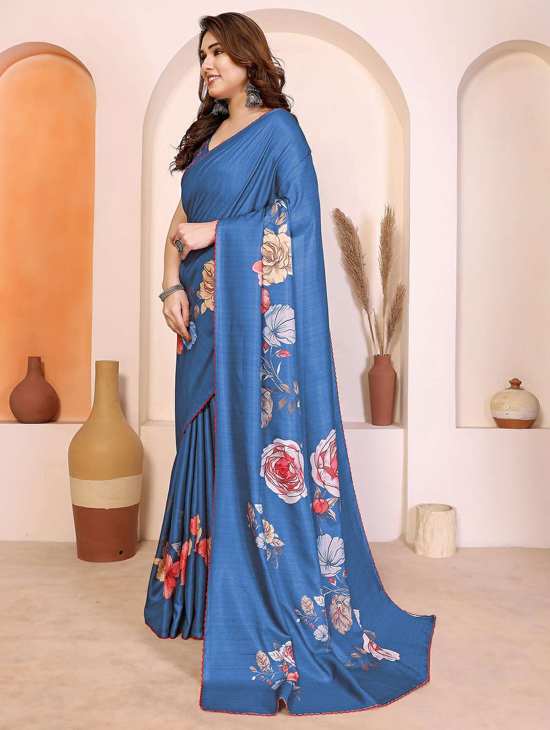 women floral printed saree with blouse - 22417286 -  Standard Image - 3