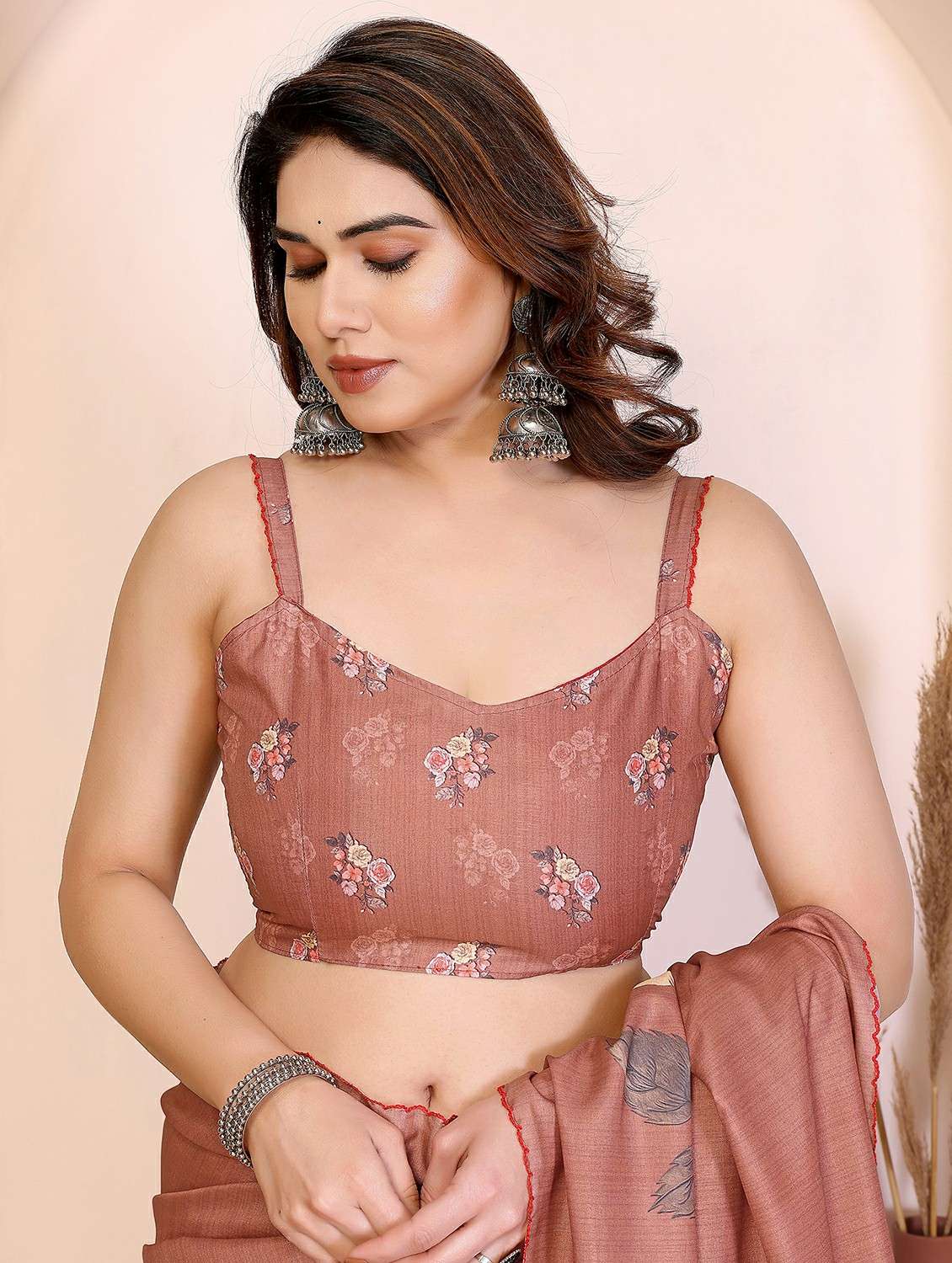 women floral printed saree with blouse - 22417287 -  Standard Image - 5