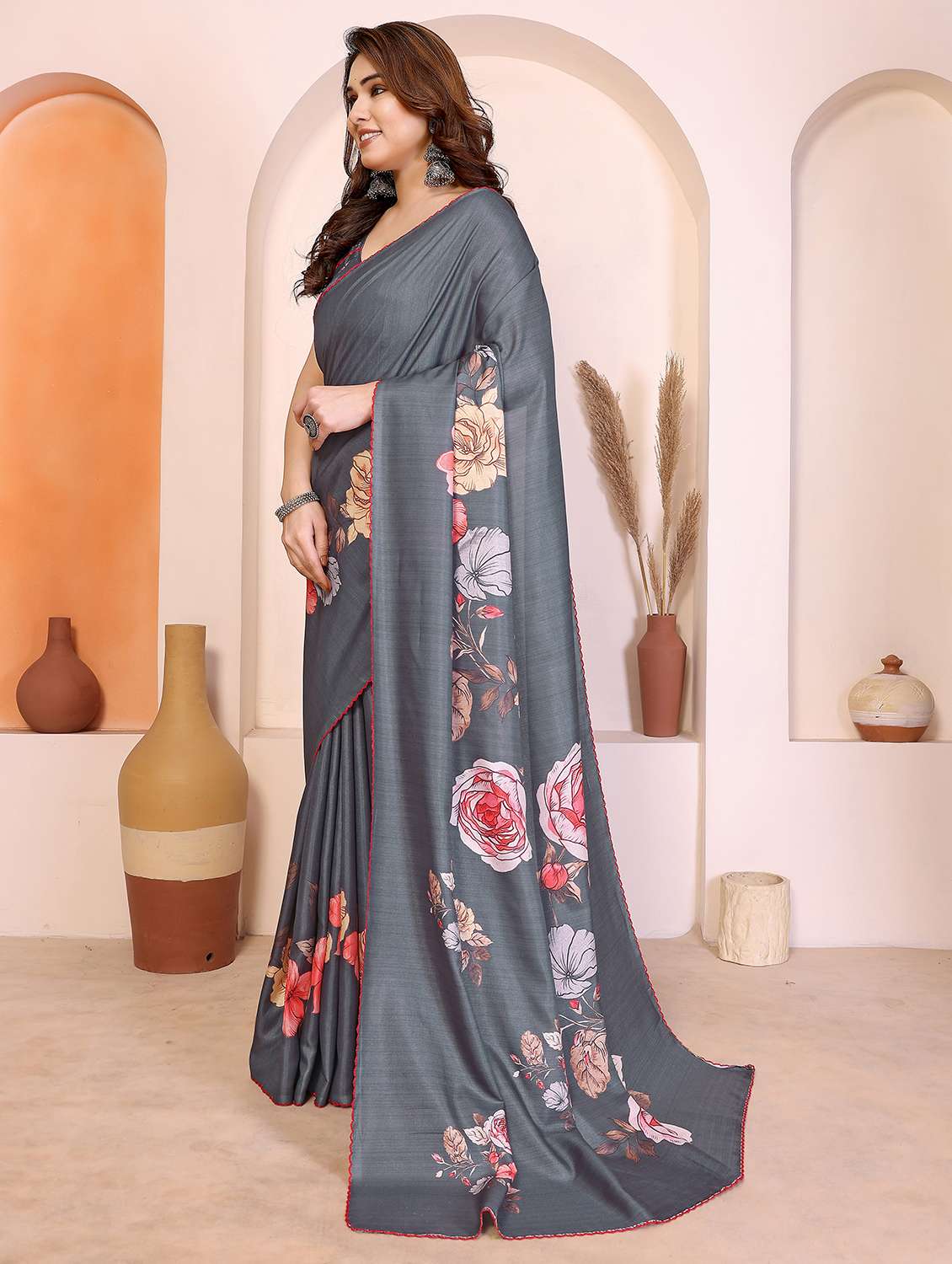 women floral printed saree with blouse - 22417289 -  Standard Image - 3