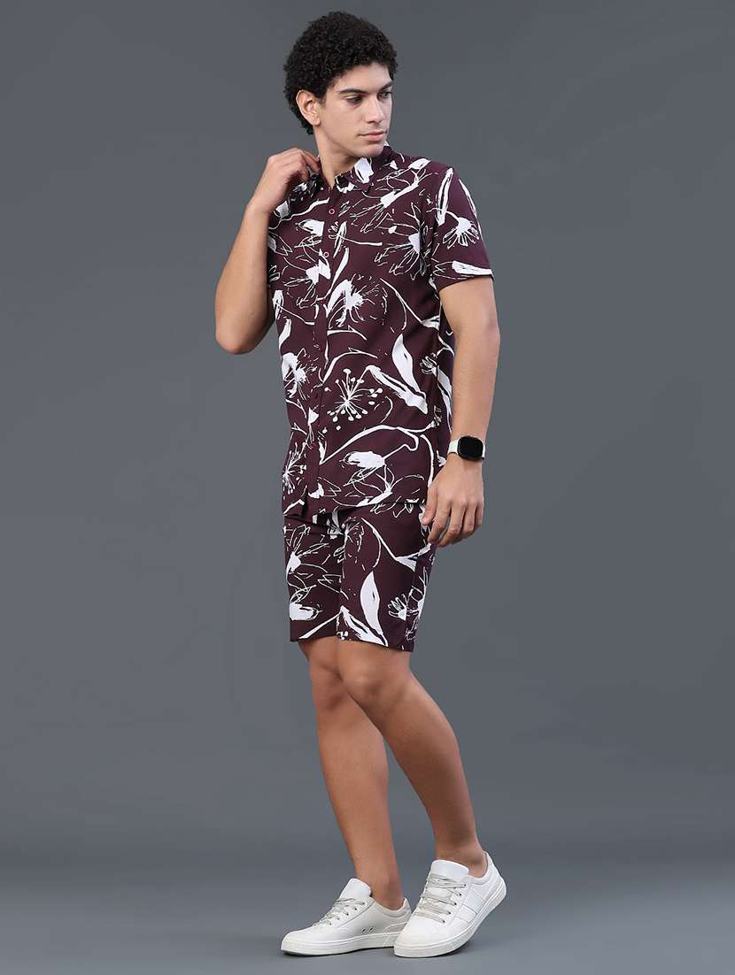 men printed short sleeves shirt and shorts co-ord set - 22417681 -  Standard Image - 3