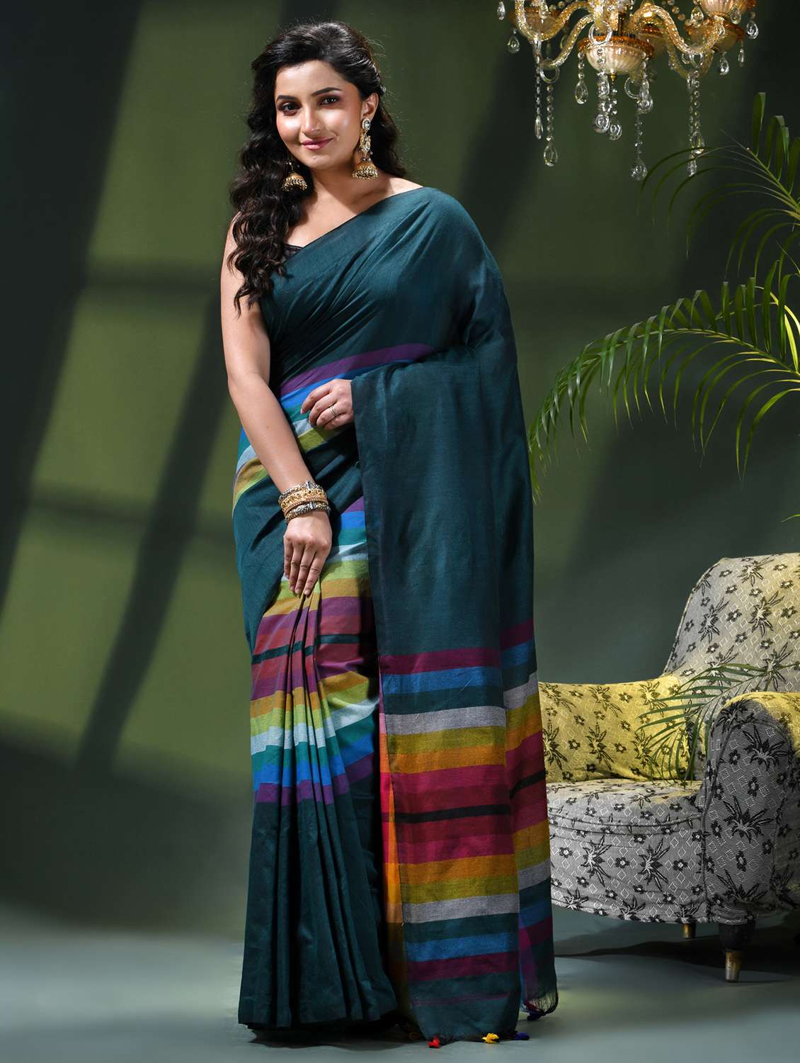 women striped printed saree