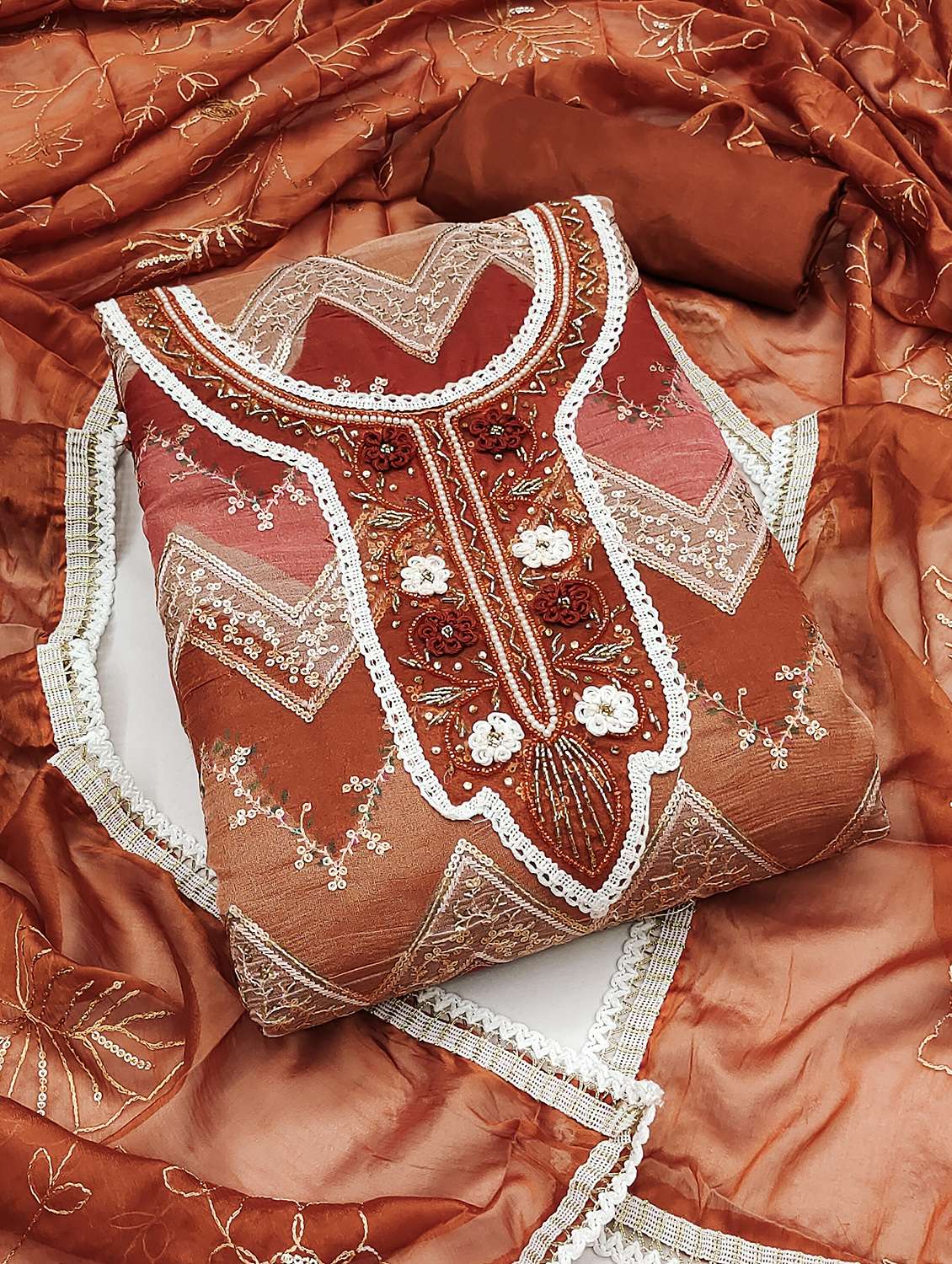 women printed unstitched suit set