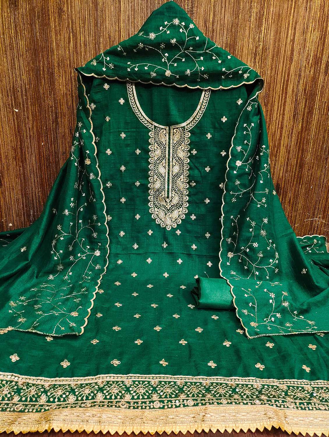 women solid with work unstitched suit set - 22421049 -  Standard Image - 3
