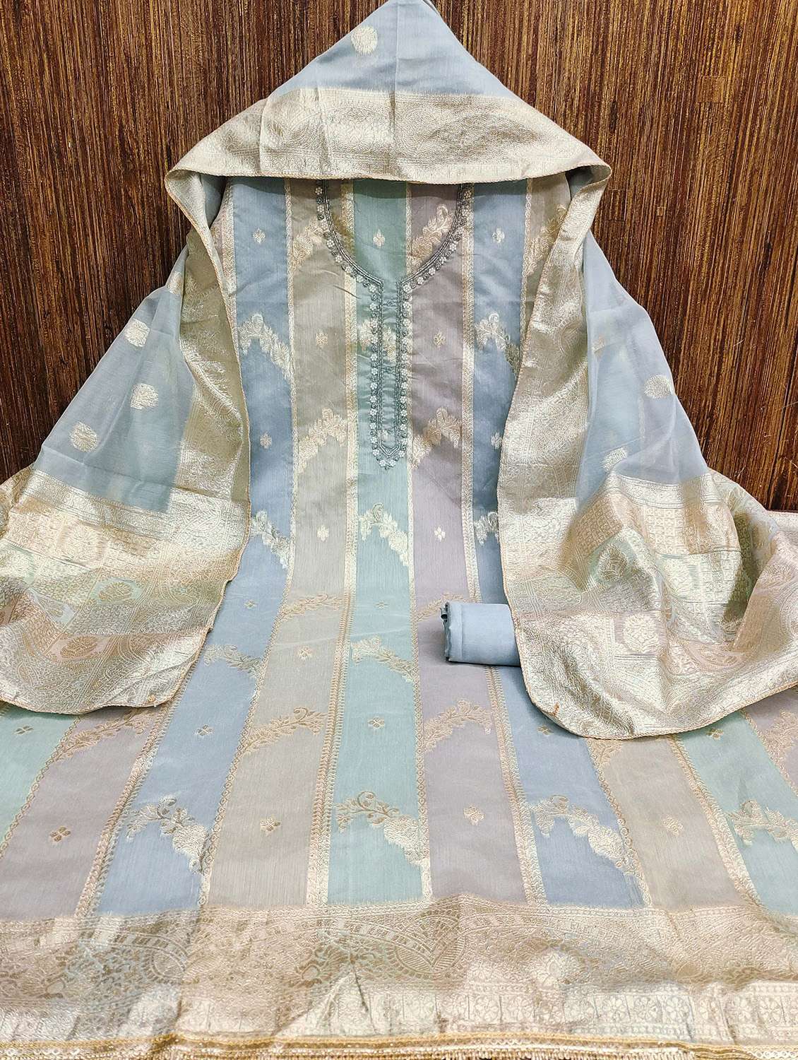 women self design unstitched suit set - 22421130 -  Standard Image - 3