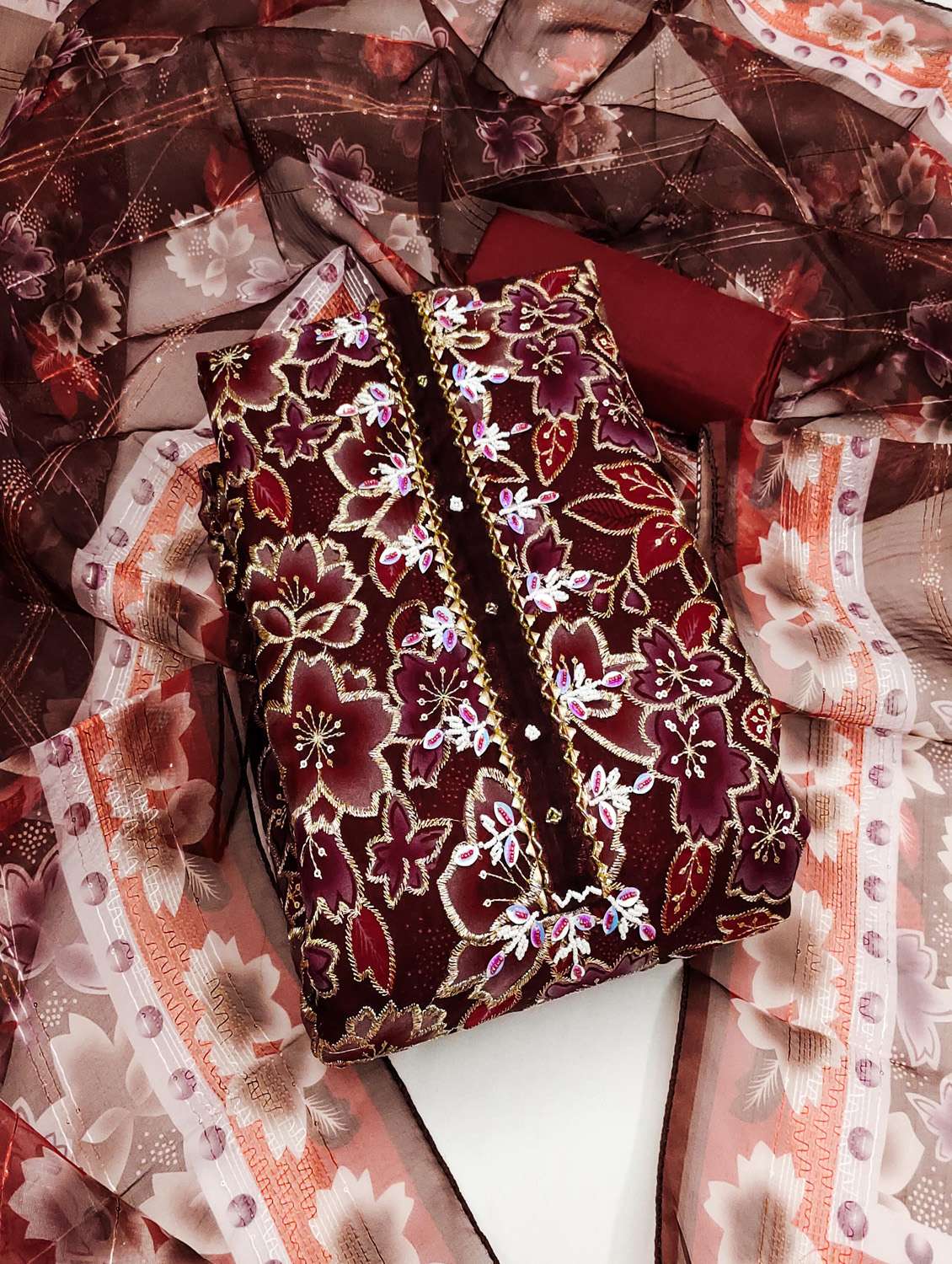 women floral printed unstitched suit set