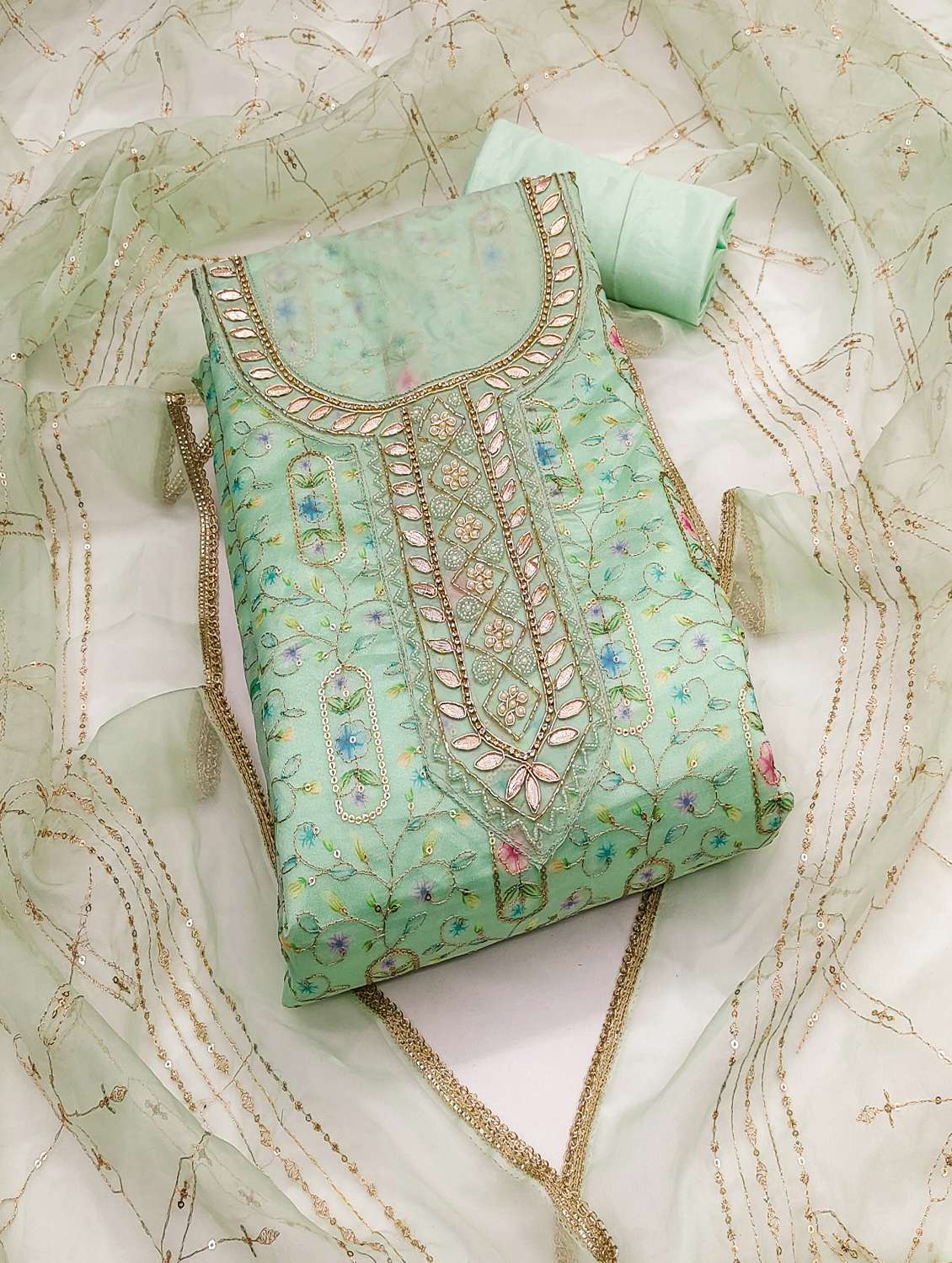 women floral printed unstitched suit set