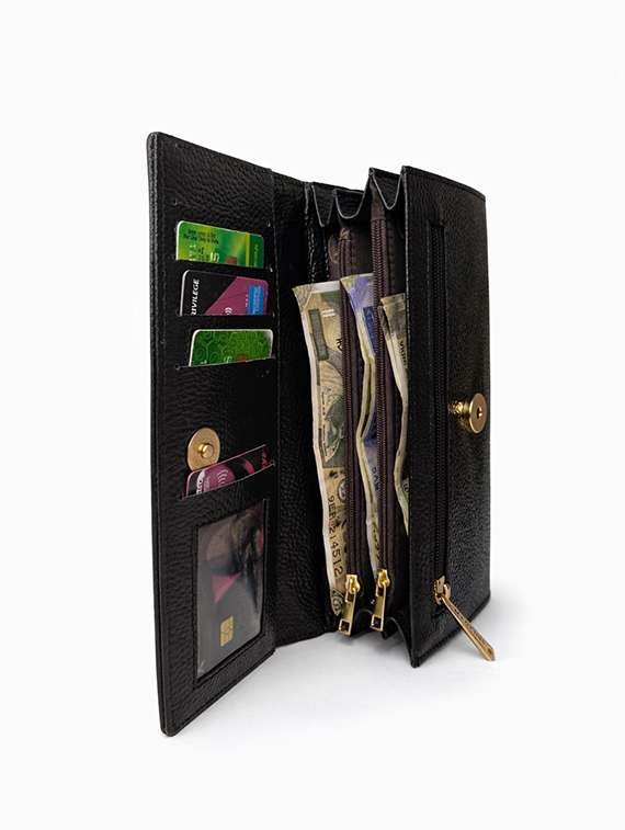 women black leather regular wallet