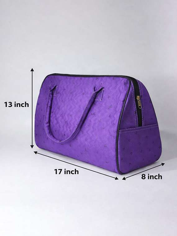 stya duffle bag for travel and shopping - 22423696 -  Standard Image - 3