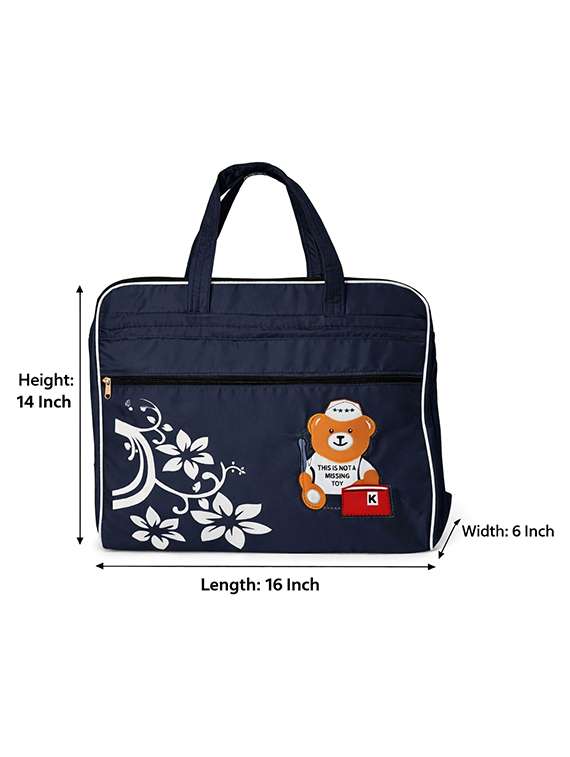 stya duffle bag for travel and shopping - 22423697 -  Standard Image - 3