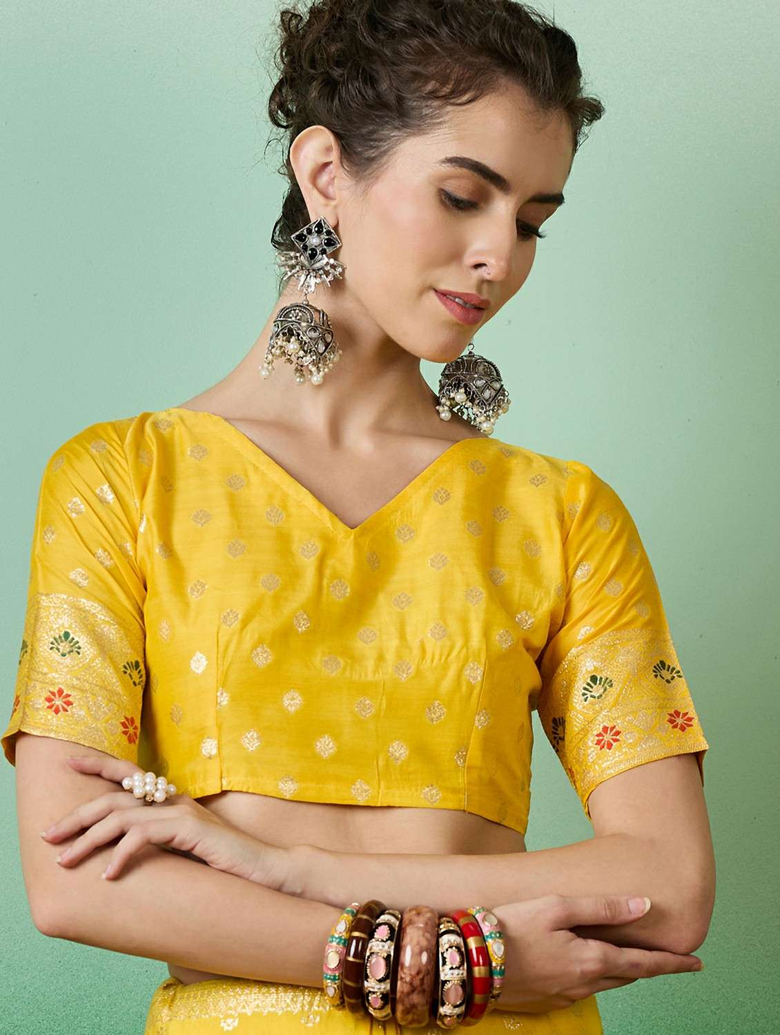 women self design banarasi saree with blouse - 22424344 -  Standard Image - 3