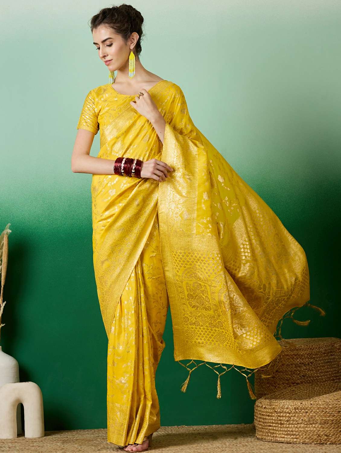 Women Self Design Banarasi Saree With Blouse - 22424373 -  Standard Image - 3